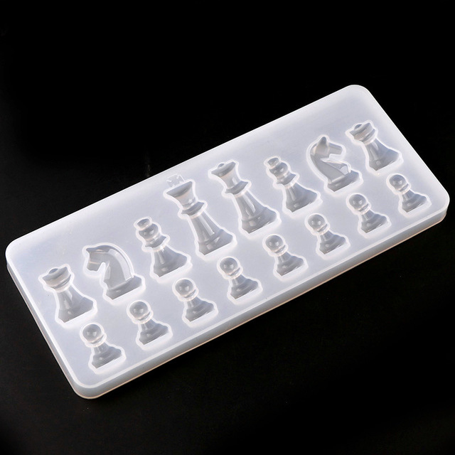 DIY silicone chess mold